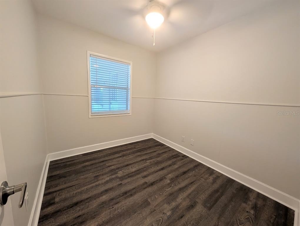 3902 W Paxton Avenue - Photo 12