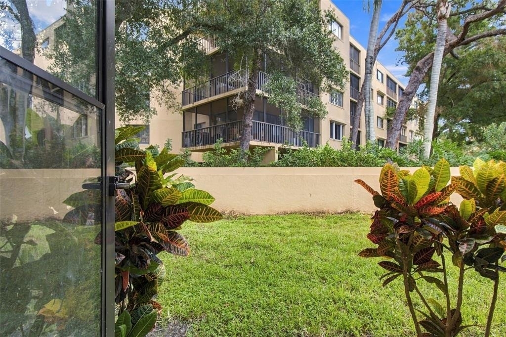 3036 Eastland Boulevard - Photo 18