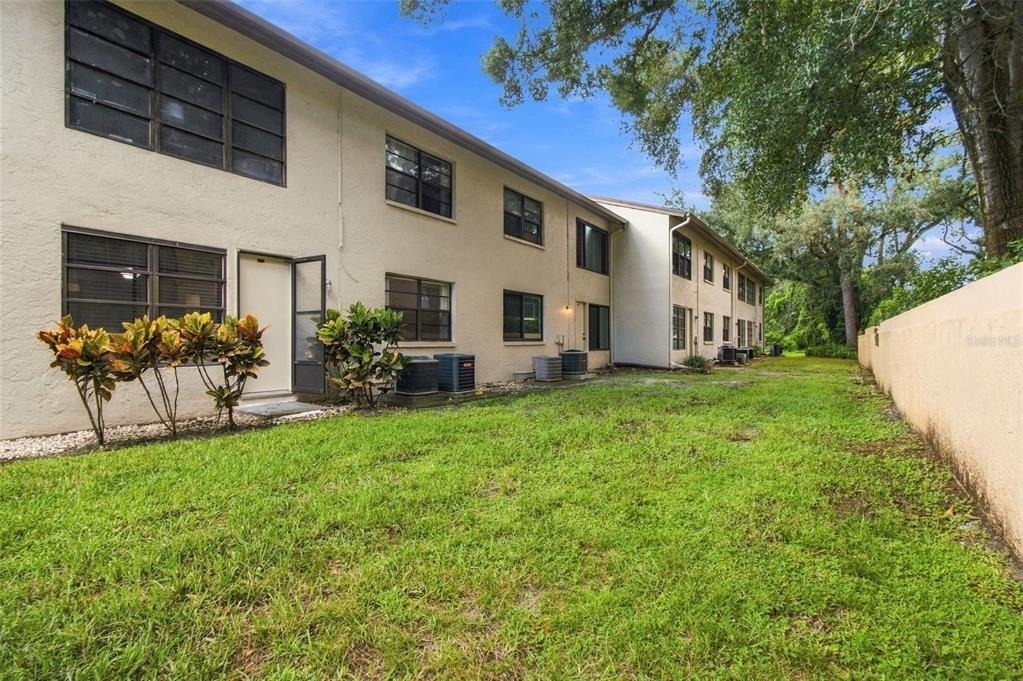 3036 Eastland Boulevard - Photo 20