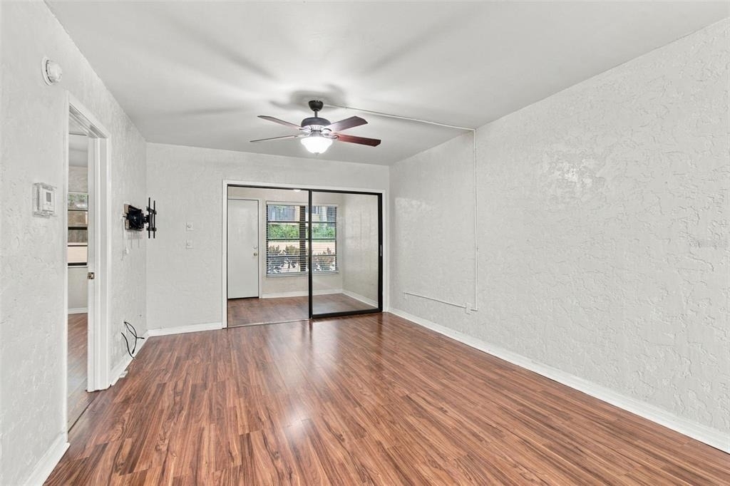 3036 Eastland Boulevard - Photo 9