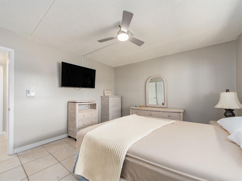 868 Bayway Boulevard - Photo 21