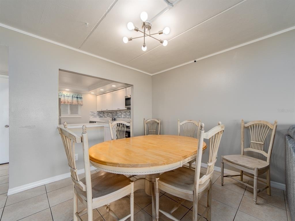 868 Bayway Boulevard - Photo 7