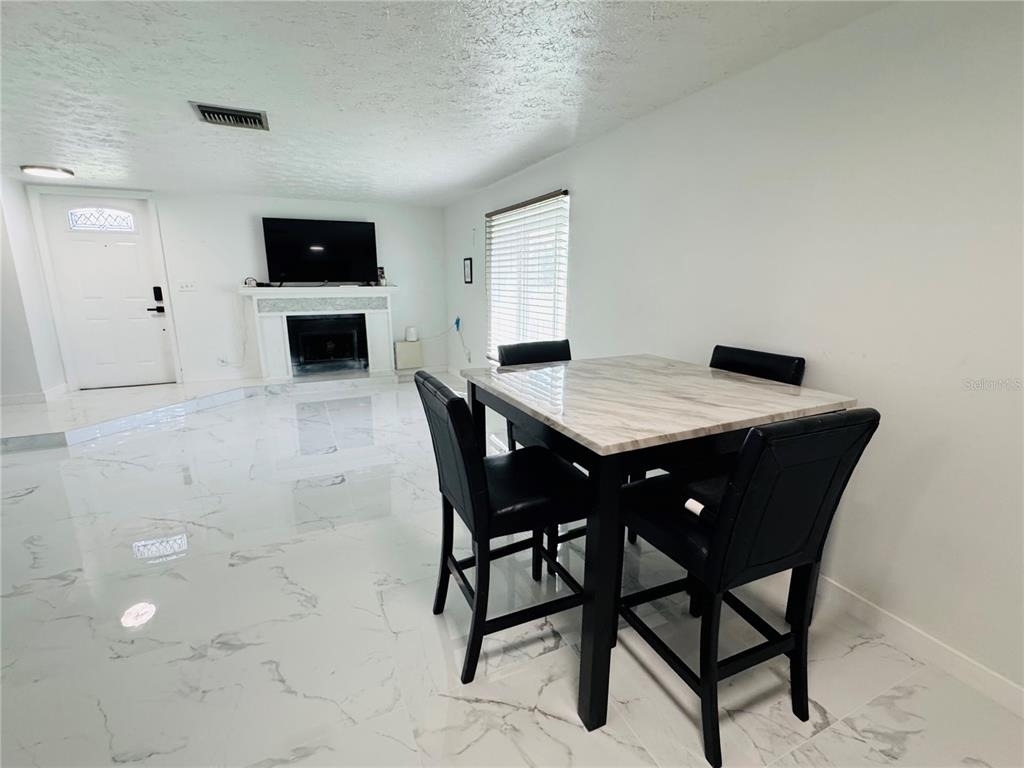 4702 Pebblepointe Place - Photo 6