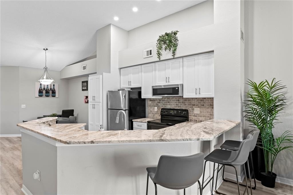 1040 Normandy Trace Road - Photo 14