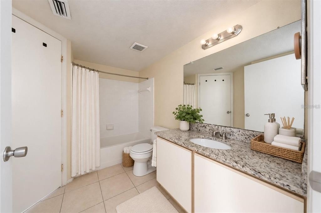 2201 Key West Court - Photo 12