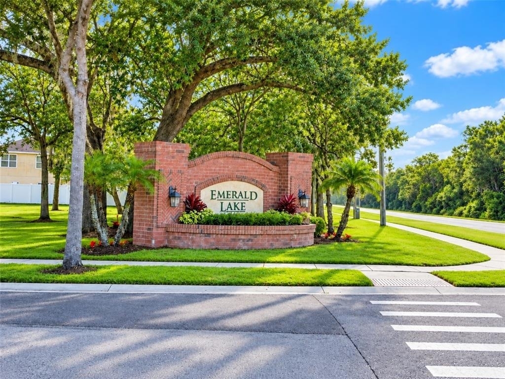 2887 Moonstone Bend - Photo 1
