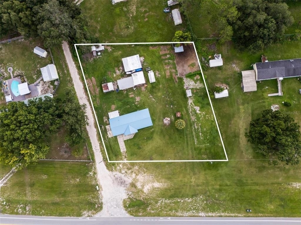 9545 State Road 33 N - Photo 36