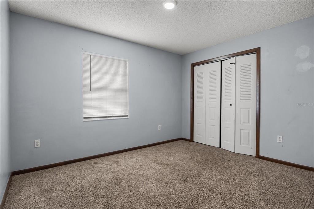 9545 State Road 33 N - Photo 20