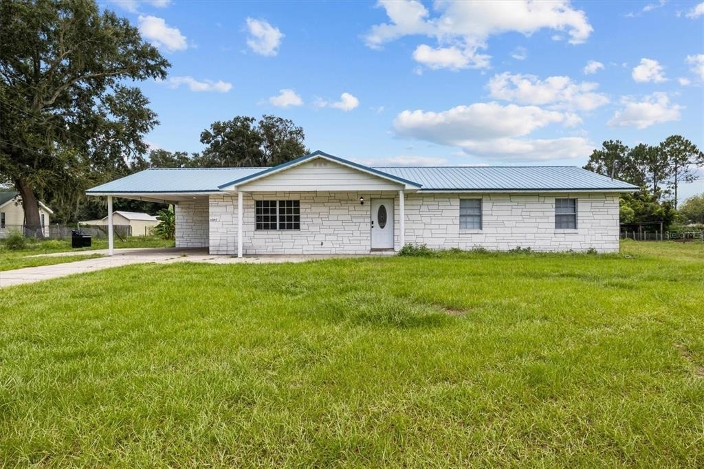 9545 State Road 33 N - Photo 1