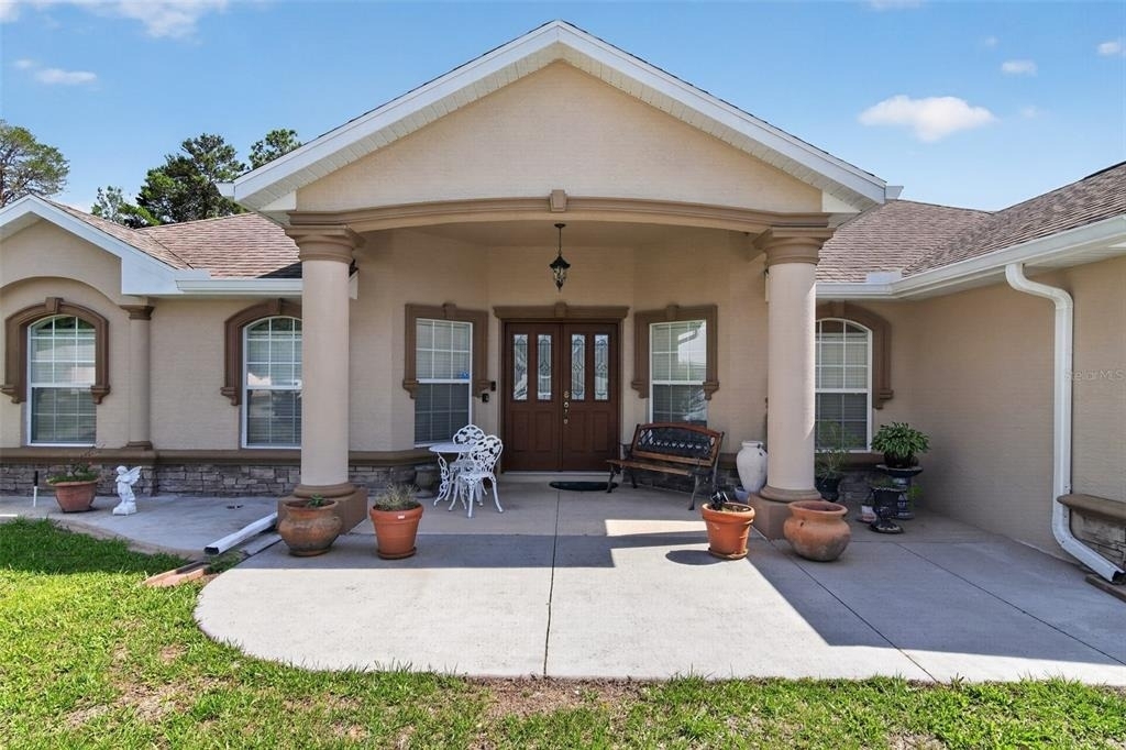 208 Marion Oaks Trail - Photo 2