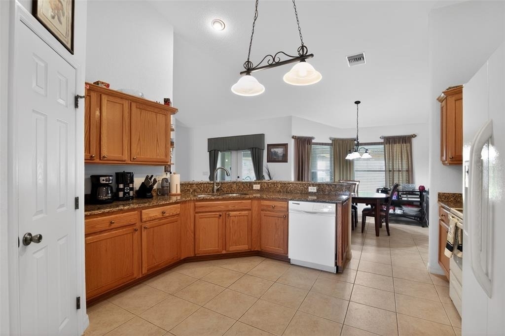 208 Marion Oaks Trail - Photo 12