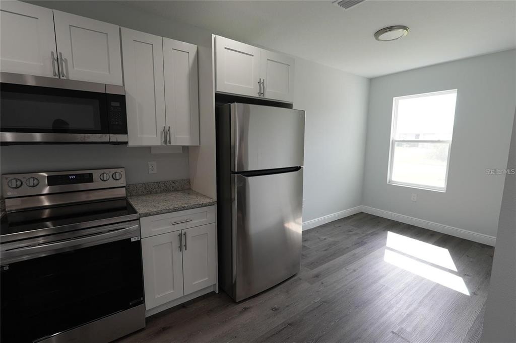 17196 Bonnie Avenue - Photo 3