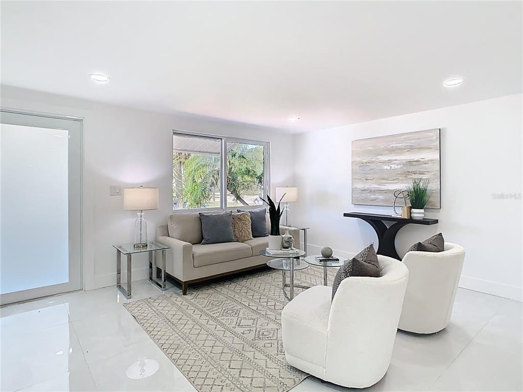 3711 Huntington Street Ne - Photo 4