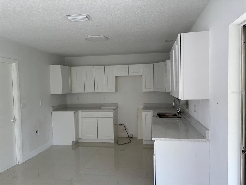 4080 Raney Road - Photo 4