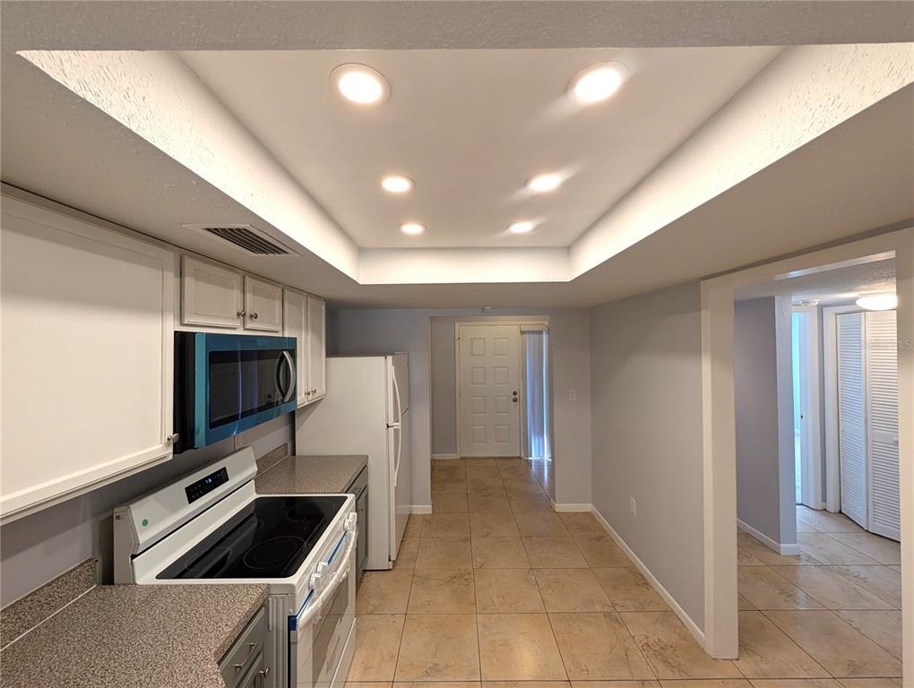 6306 Grand Bahama Circle - Photo 8
