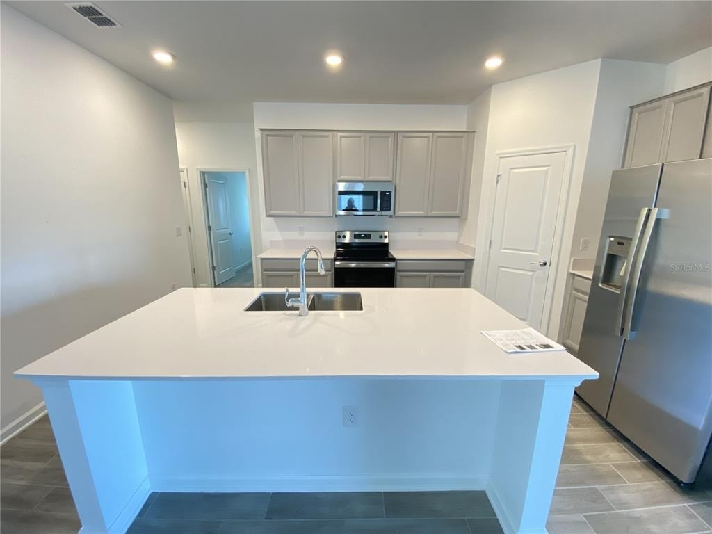 340 Pineywoods Street - Photo 5