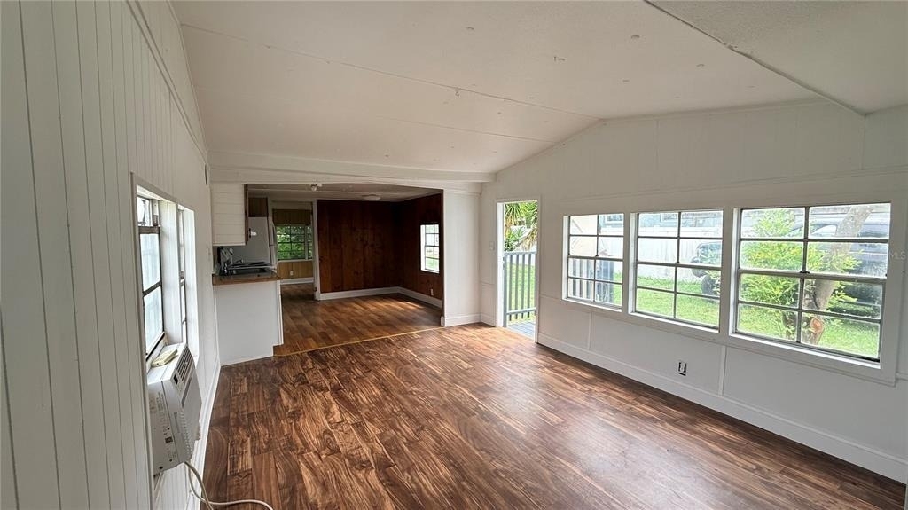115 Whitfield Street - Photo 14