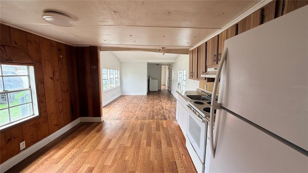 115 Whitfield Street - Photo 12
