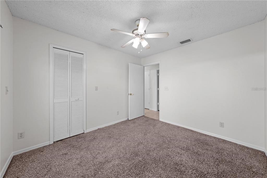 1094 Martin Boulevard - Photo 34