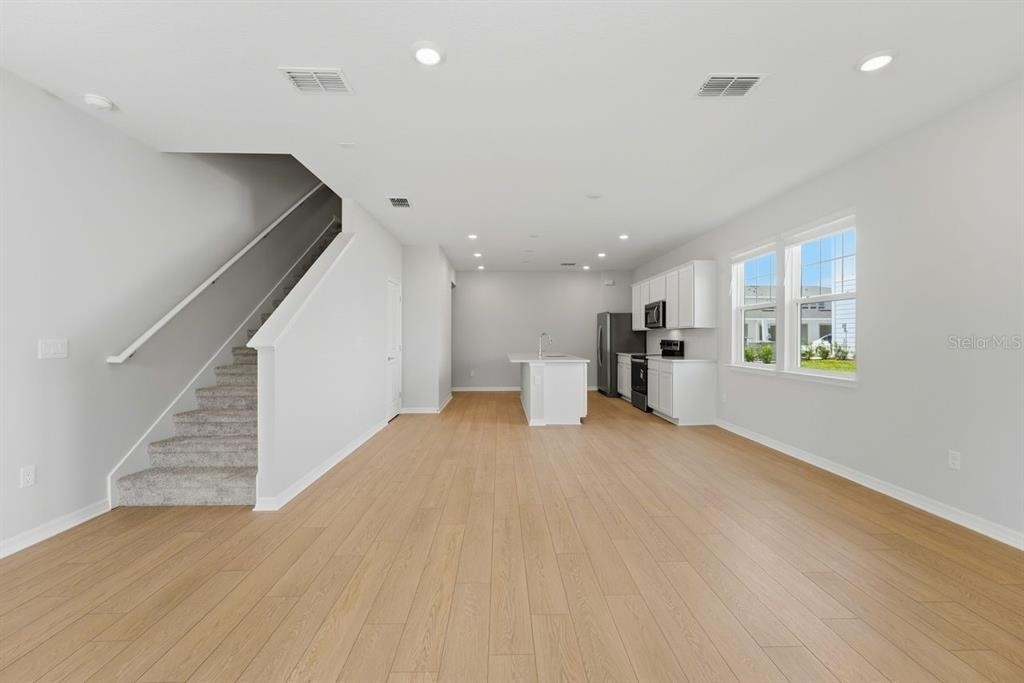 6254 Sunny Time Avenue - Photo 6