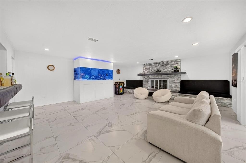 550 Mendel Lane - Photo 6