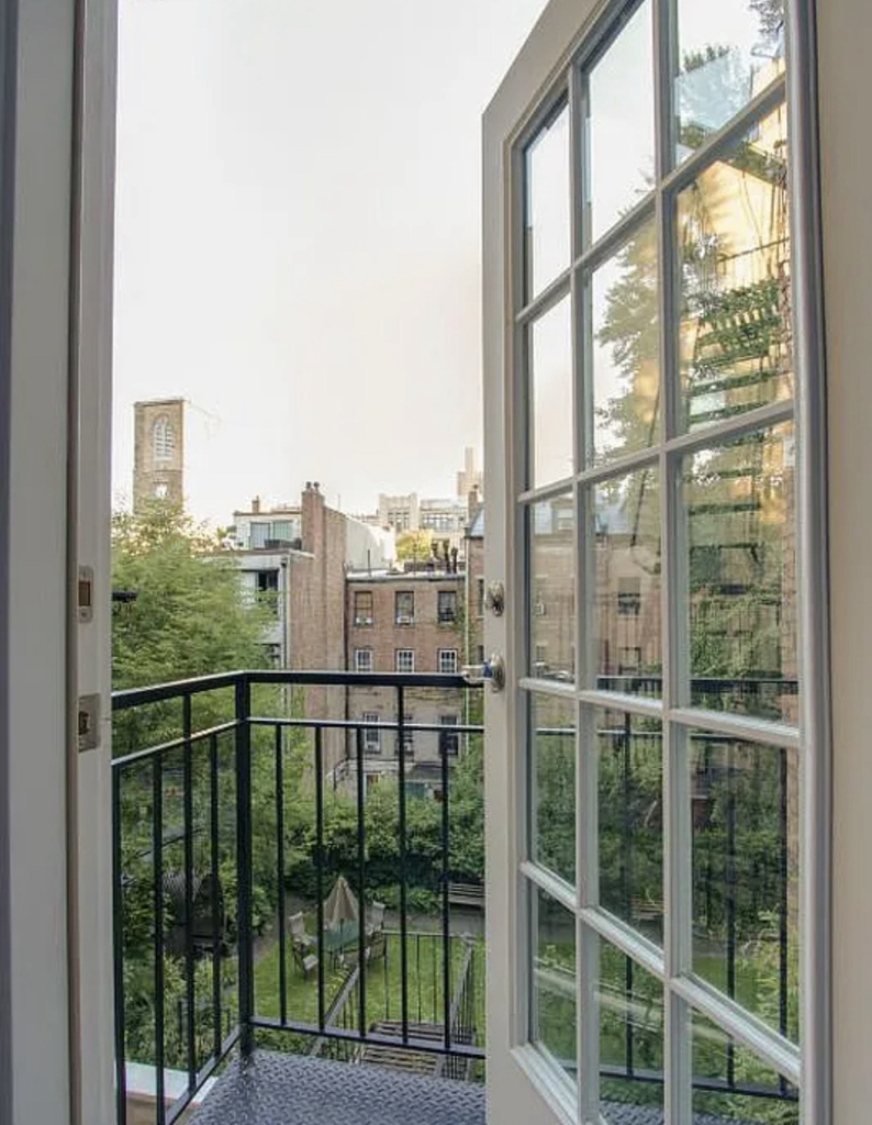 350 West 21st Street - Photo 2