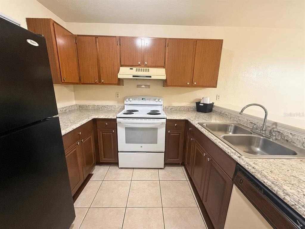 75 Se 16th Avenue - Photo 3