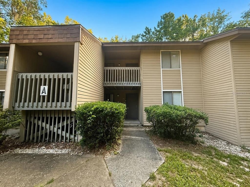 75 Se 16th Avenue - Photo 0