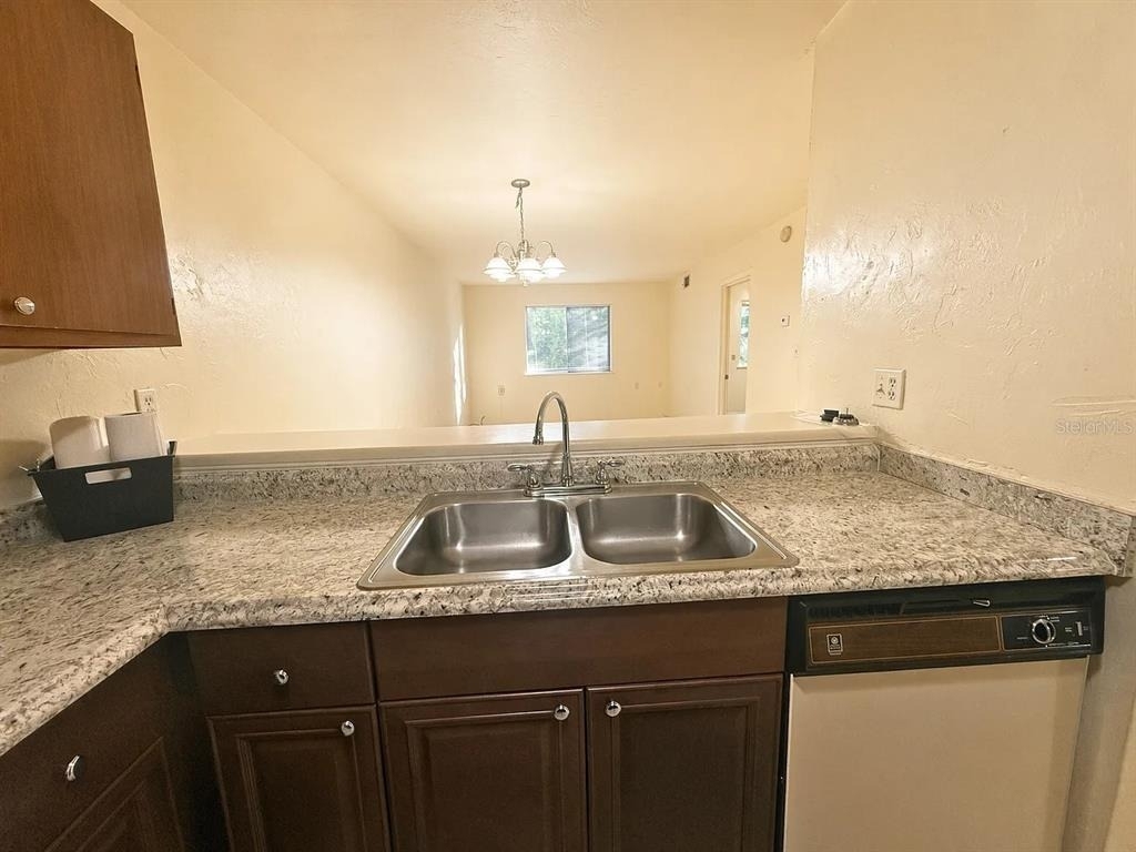 75 Se 16th Avenue - Photo 4