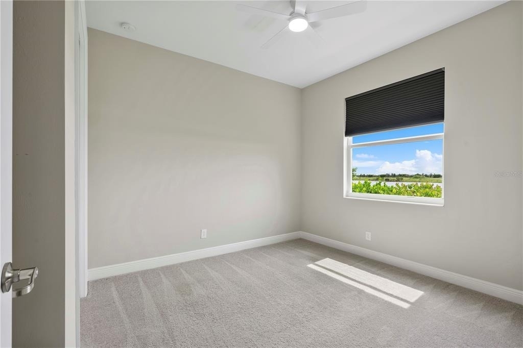 15927 Mulrion Boulevard - Photo 11