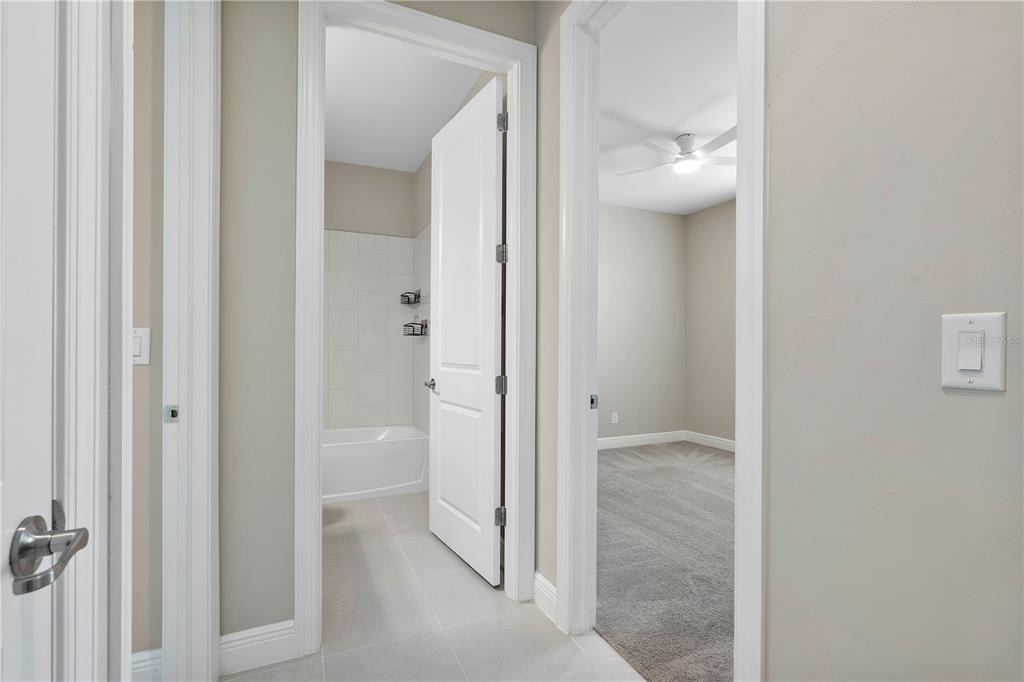 15927 Mulrion Boulevard - Photo 2