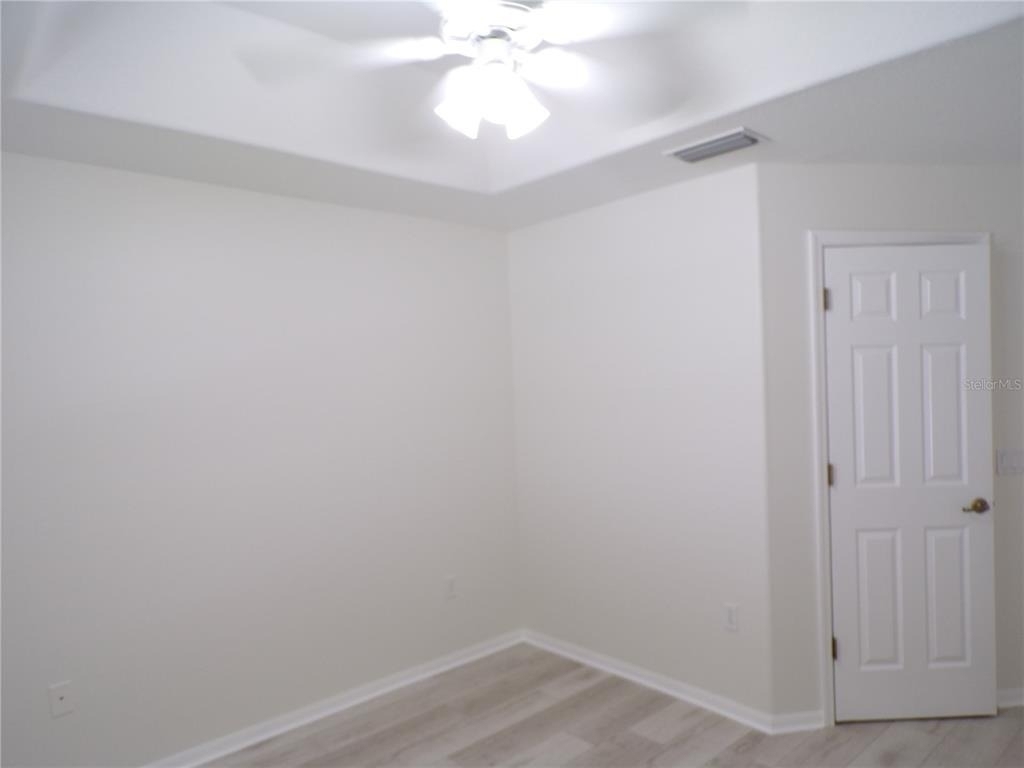 17104 Kellog Avenue - Photo 28
