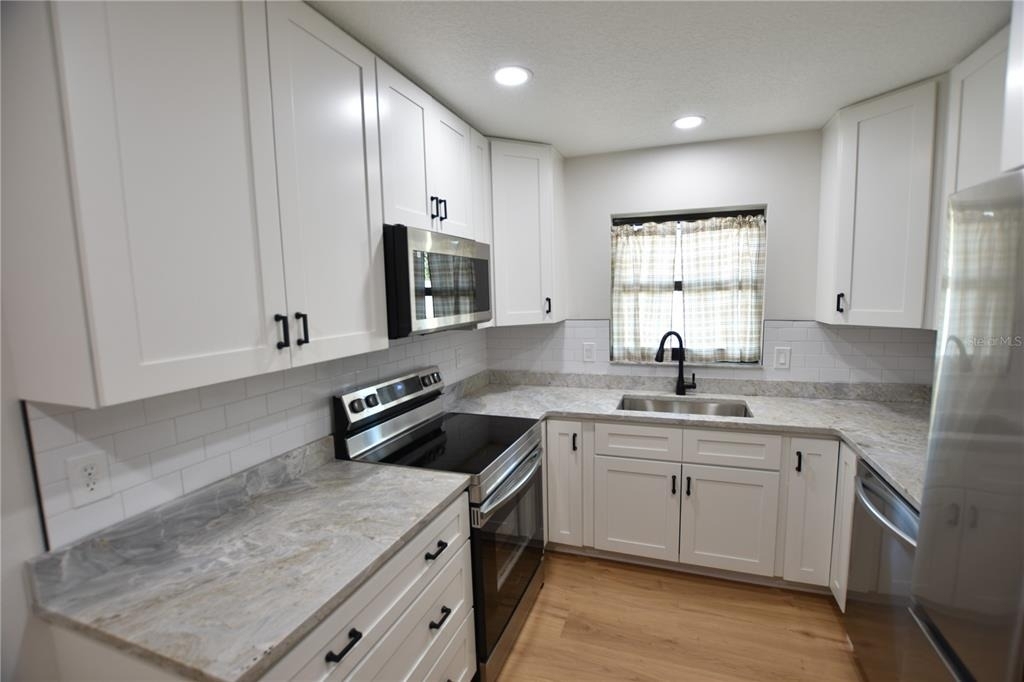 3611 Longmeadow Street - Photo 3