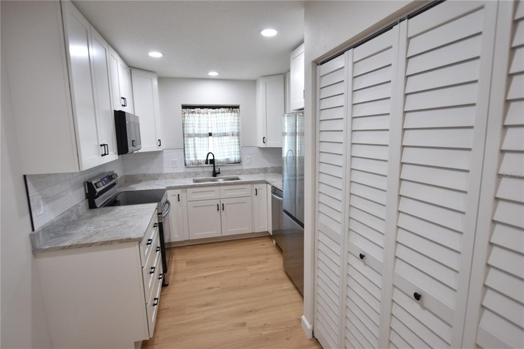 3611 Longmeadow Street - Photo 10