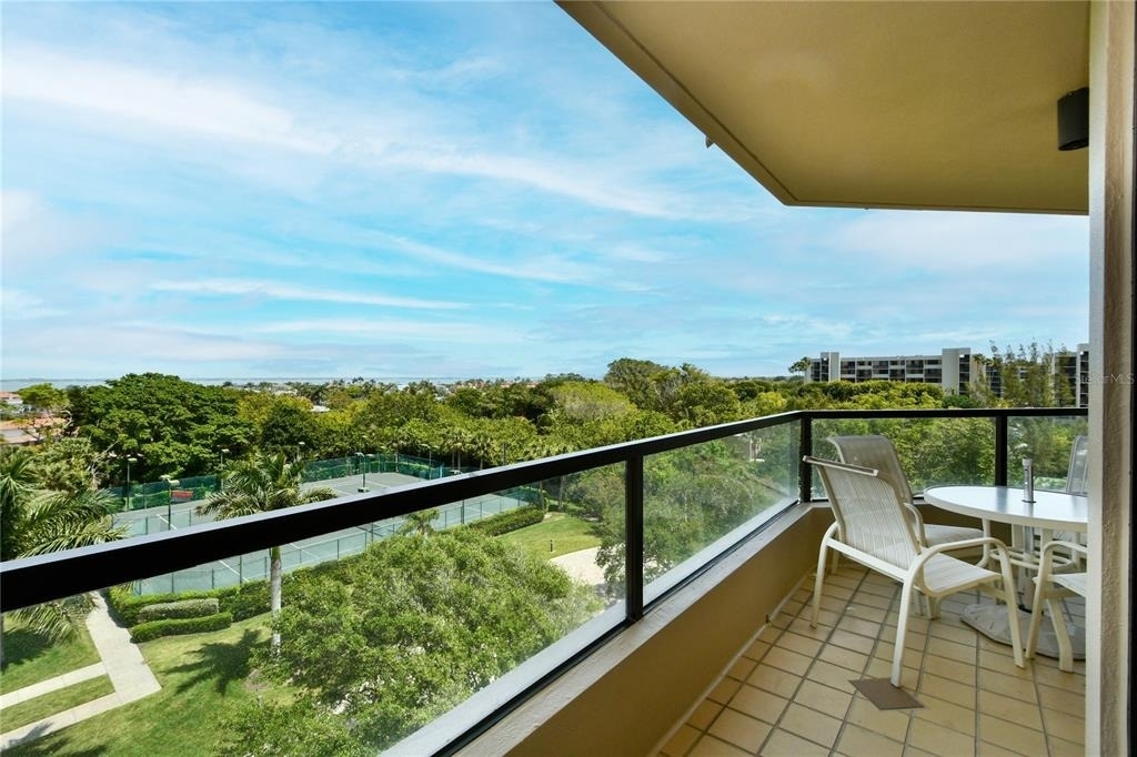 1211 Gulf Of Mexico Drive - Photo 32