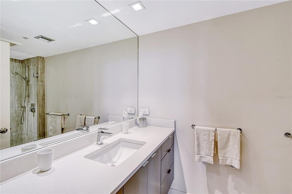 1211 Gulf Of Mexico Drive - Photo 24