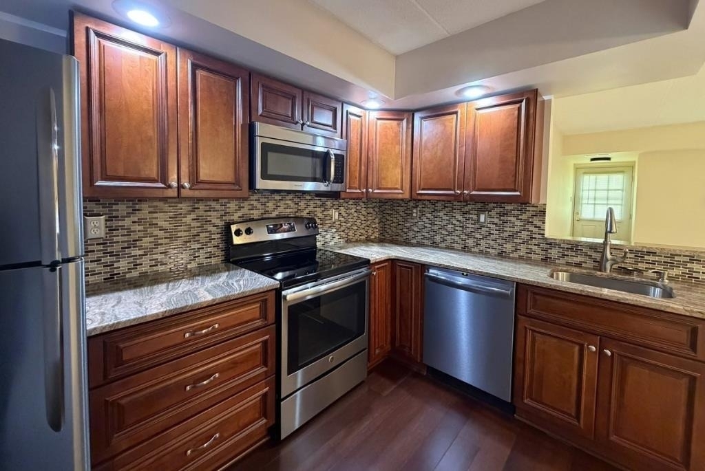 2776 Rolling Green Place - Photo 8