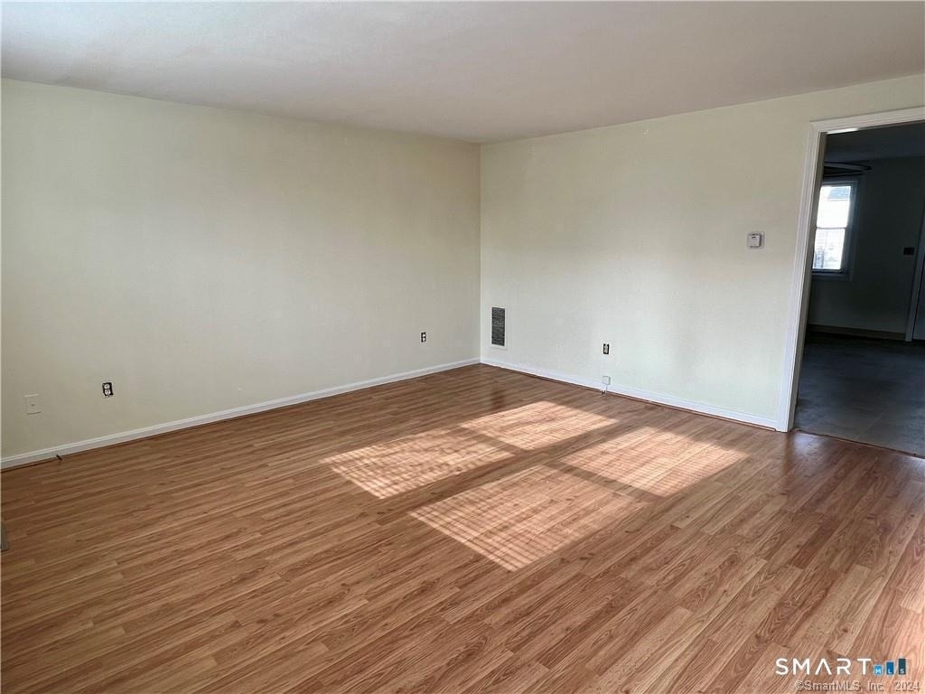 15 Meadowrue Drive - Photo 2