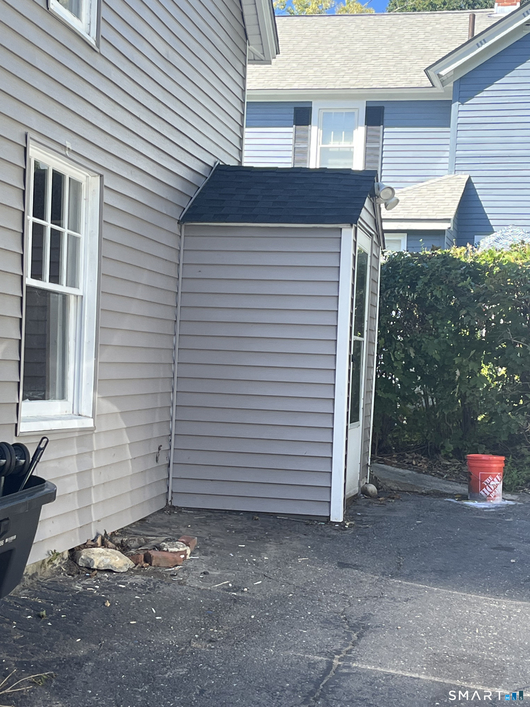 840 Main Street - Photo 0