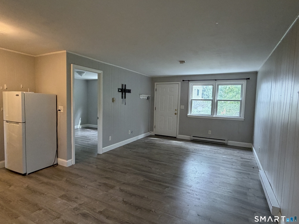 54 Monroe Street - Photo 3
