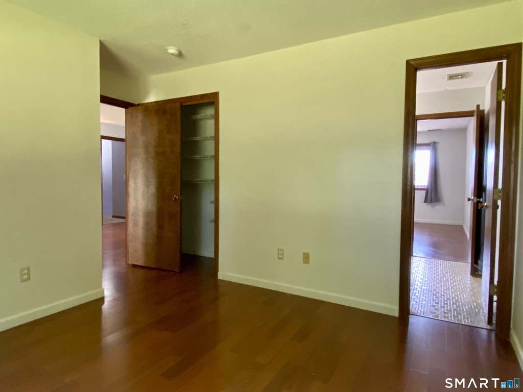 1104 Summer Hill Drive - Photo 13