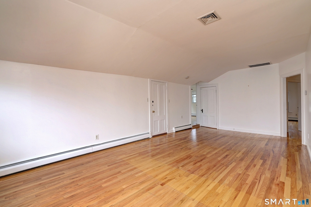83 Hawley Avenue - Photo 6
