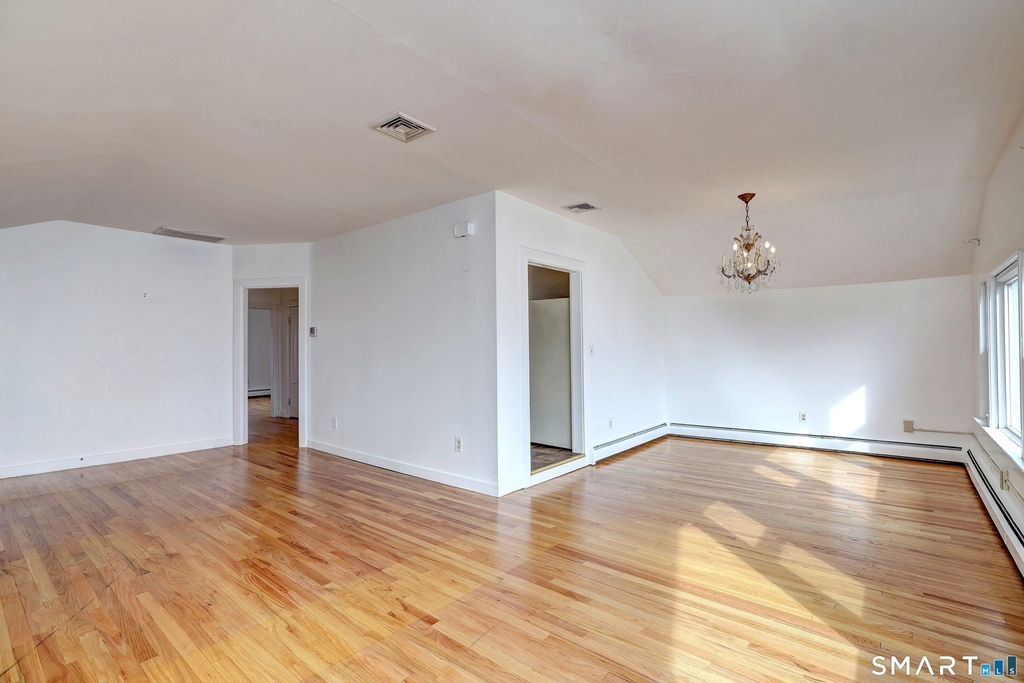 83 Hawley Avenue - Photo 7