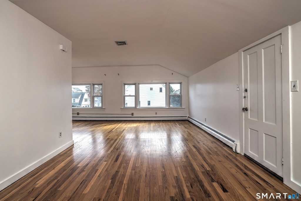 83 Hawley Avenue - Photo 3