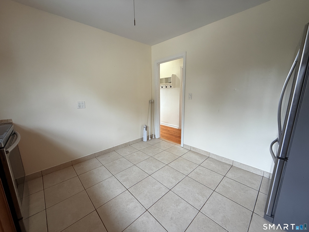 40 Travis Avenue - Photo 5
