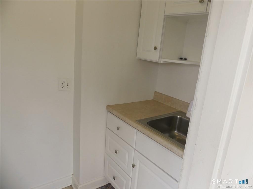 73 Main Street - Photo 3