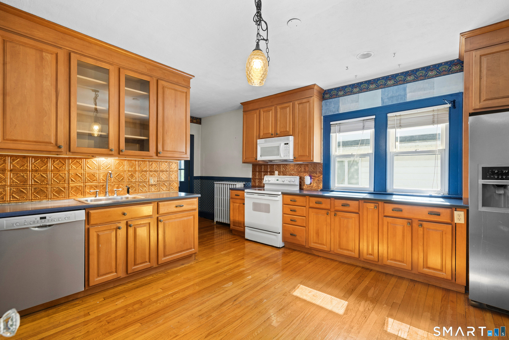 118 Cambridge Street - Photo 4