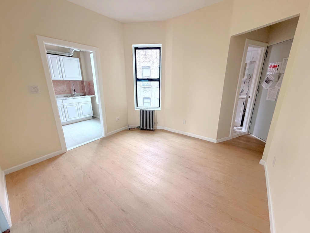 26-10 18th Street - Photo 3