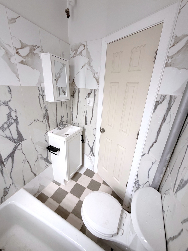 26-10 18th Street - Photo 11