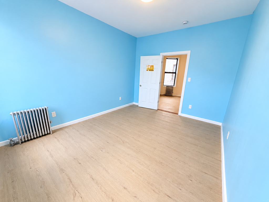 26-10 18th Street - Photo 7